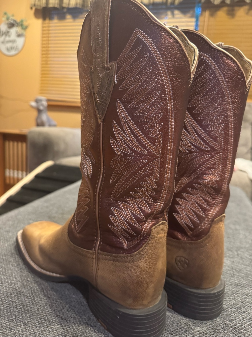 Ariat Two-Tone Brown Tan Western Heeled Boots